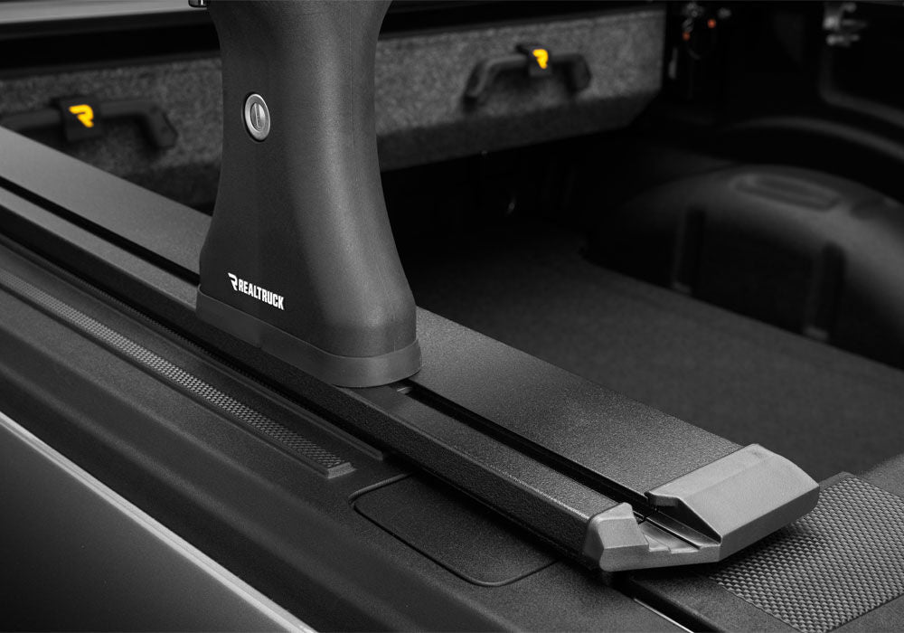 RetraxPRO with EZ-Off FRC-4000 Retractable Tonneau Cover Industrial Strength Aluminum Construction 2022-2026 Toyota Tundra Regular/Double Cab 6' 7 inch Bed with Deck Rail System