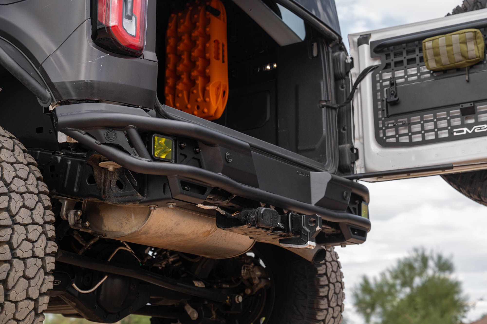 2021 2025 Ford Bronco Rear Tube Bumper DV8 Offroad