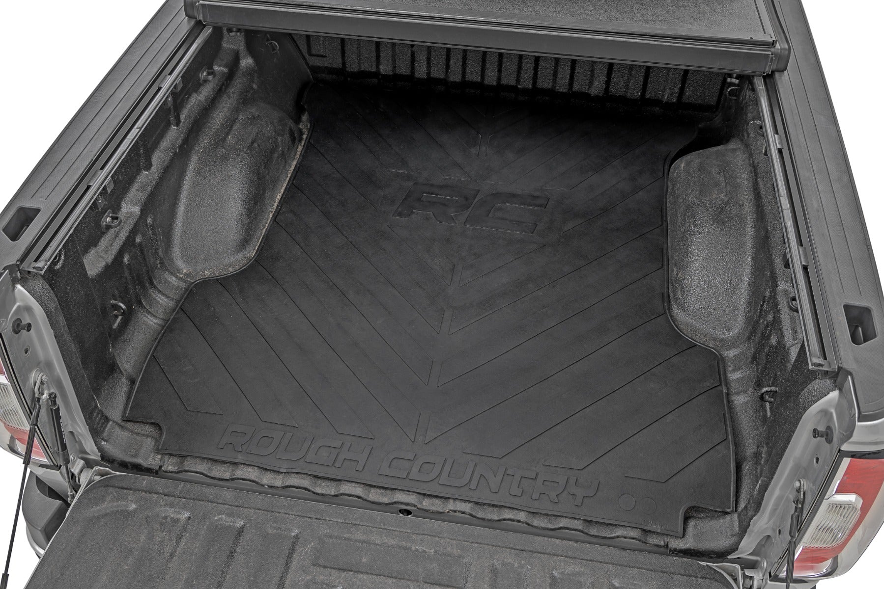 Bed Mat 5 Foot Bed RC Logo Chevy/GMC Canyon/Colorado 2WD/4WD (2015-2022) Rough Country