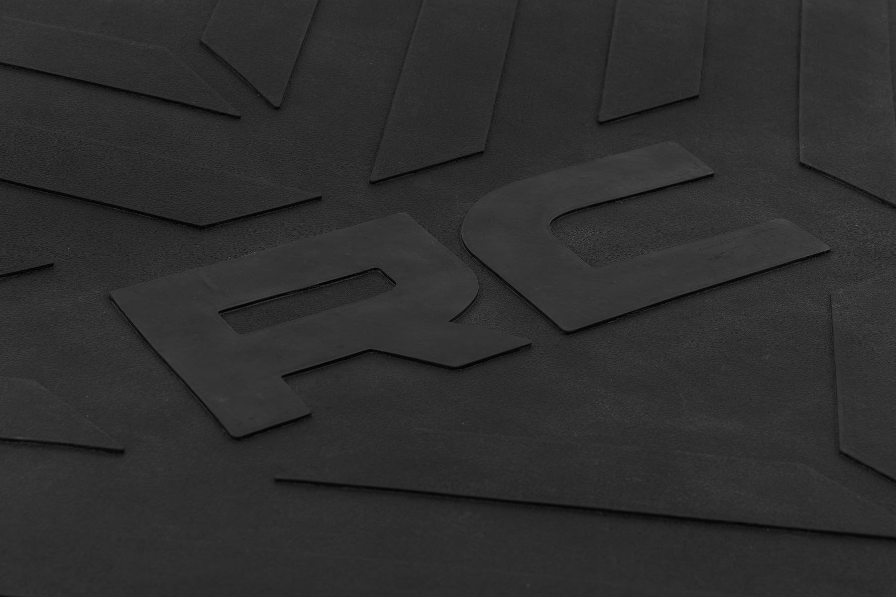 Bed Mat 5 Foot Bed RC Logo Chevy/GMC Canyon/Colorado 2WD/4WD (2015-2022) Rough Country