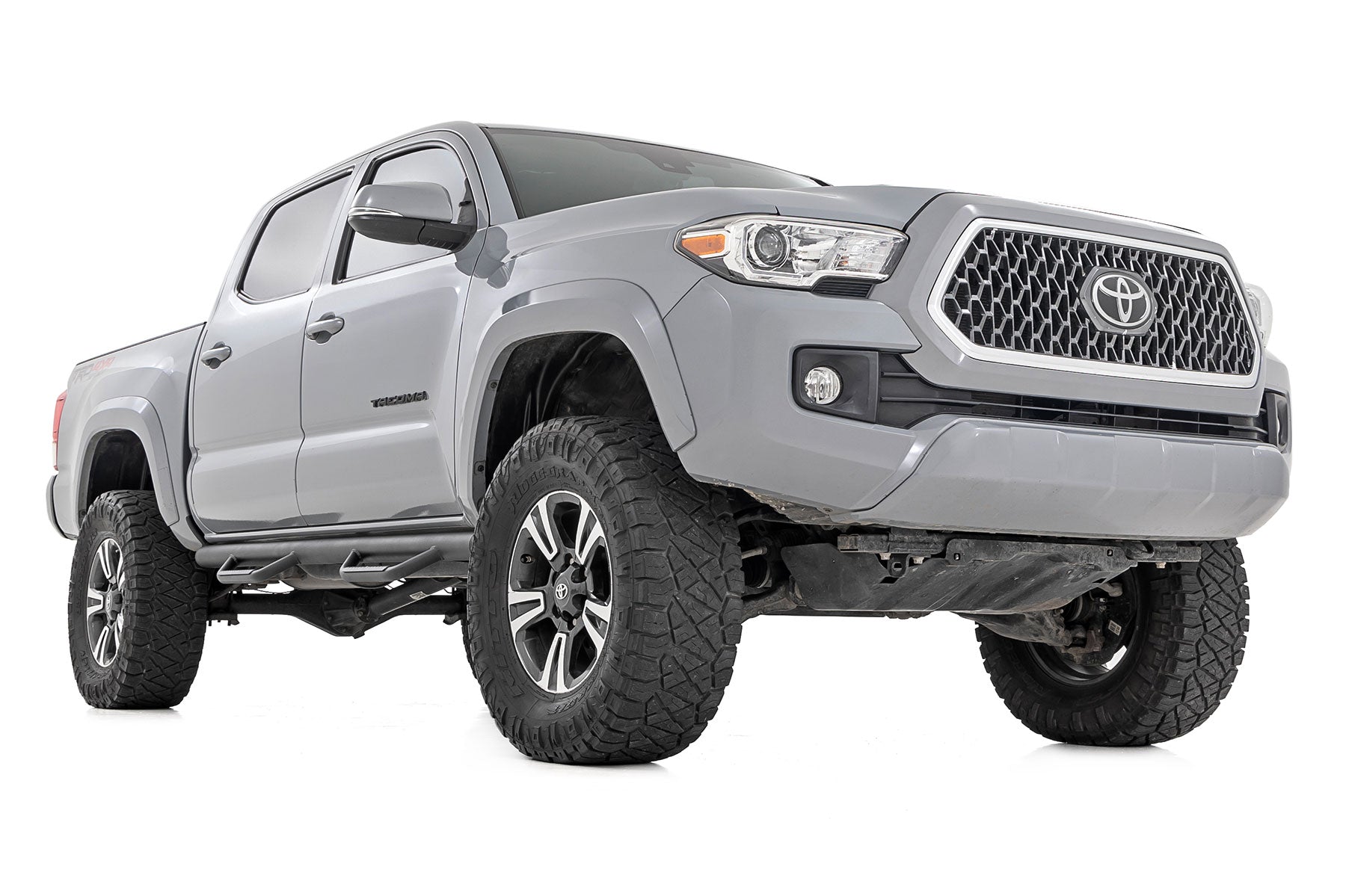Nerf Steps Cab Length Crew Cab 5 Foot Bed Toyota Tacoma 2WD/4WD (05-23) Rough Country