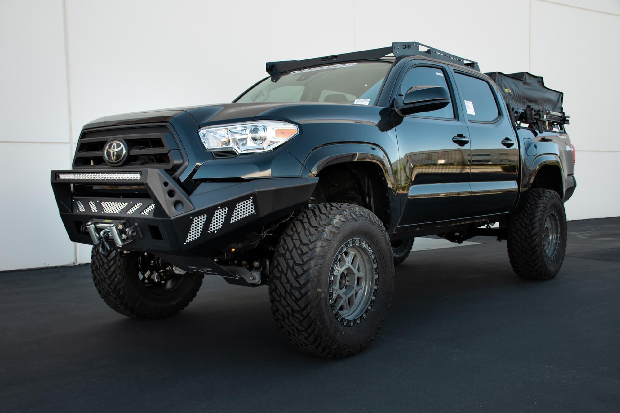 2016 2023 Toyota Tacoma Roof Rack DV8 Offroad