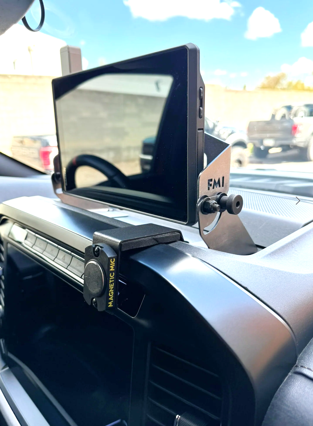 Gen 3 Raptor & 2021+ F150 - Center Dash Fold Down GPS mount - Garmin TREAD XL