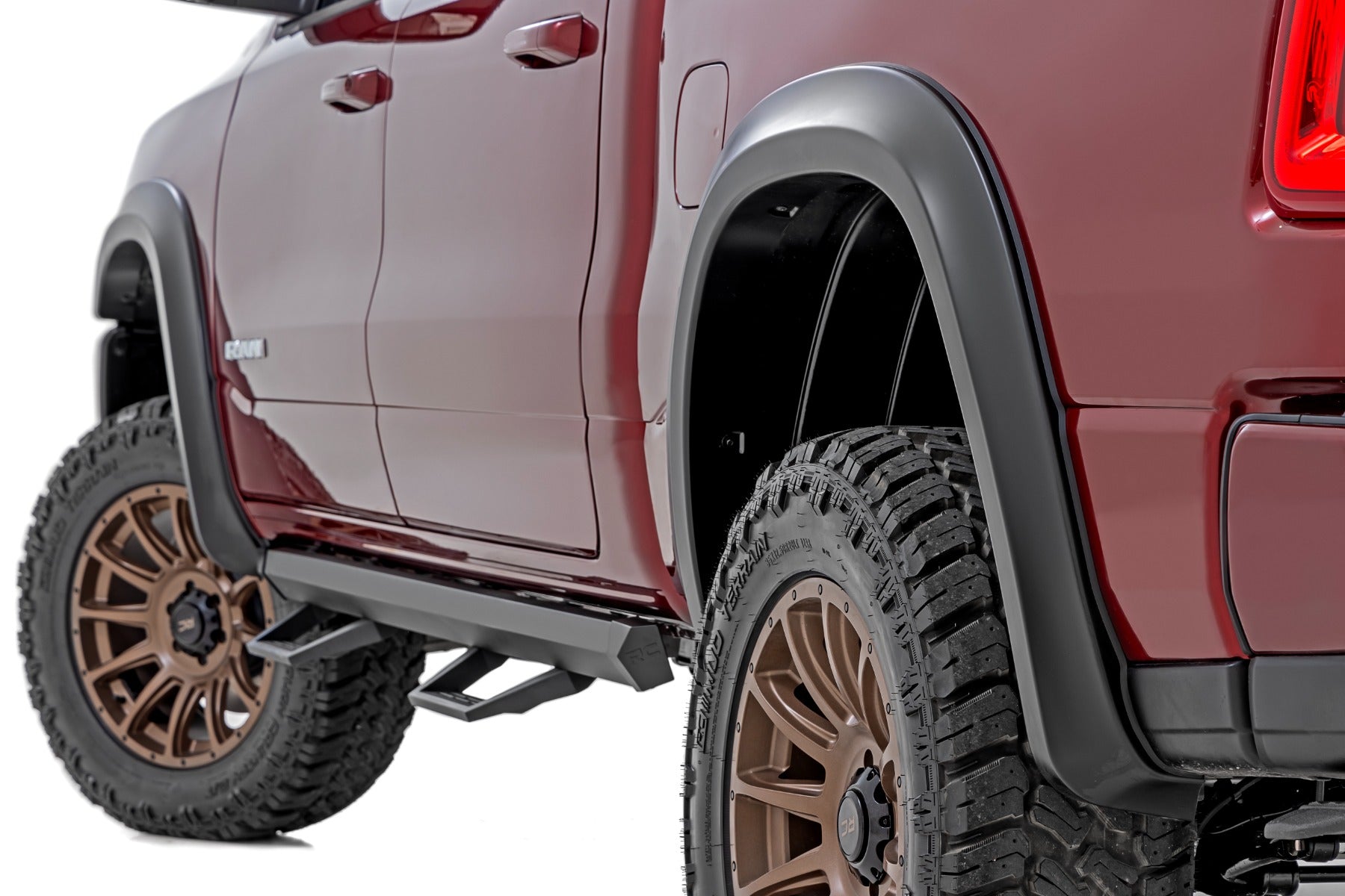 Fender Flares Sport PBJ Hydro Blue Ram 1500 2WD/4WD (2025-2026) Rough Country