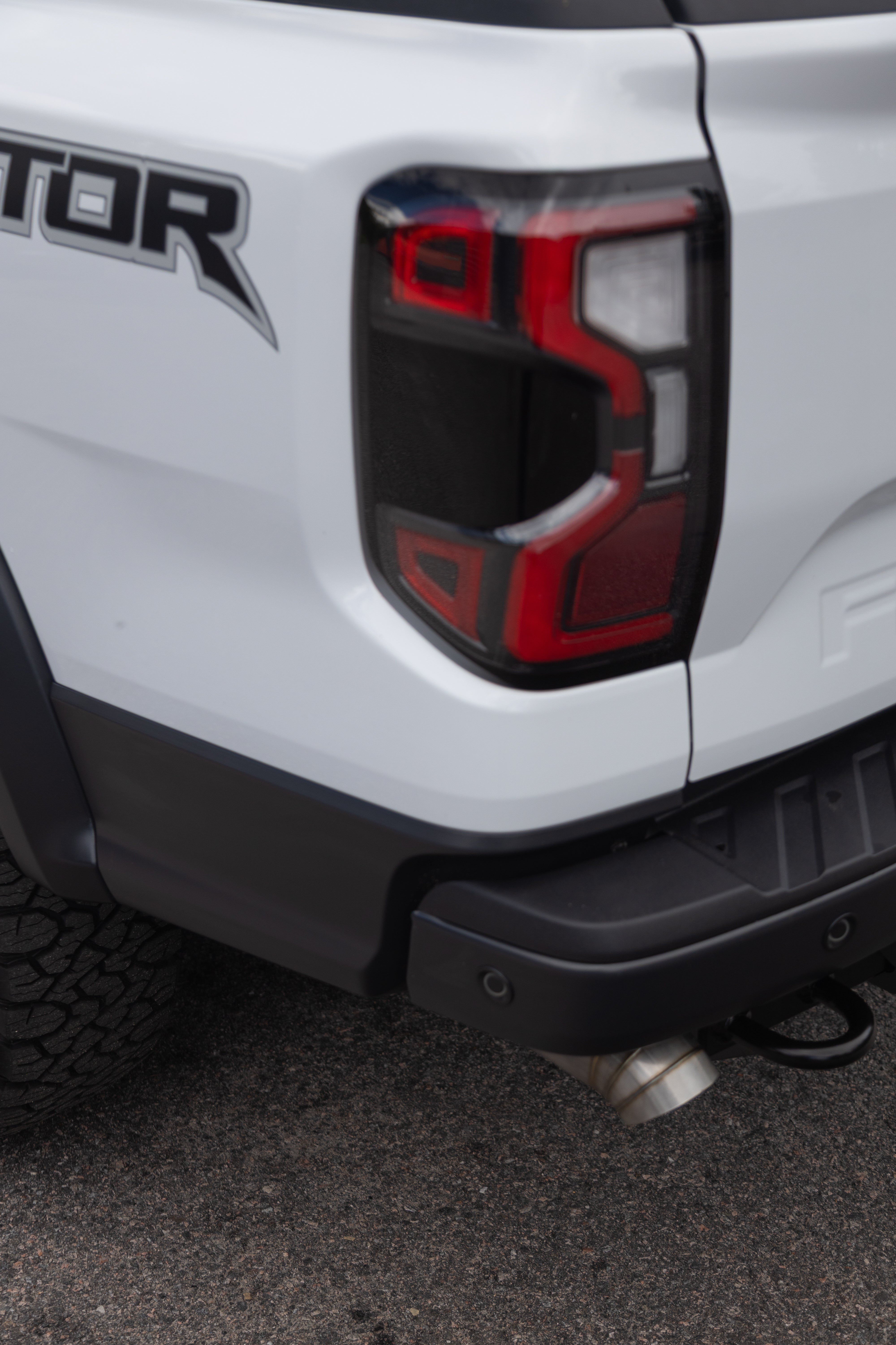 24-Present Ford Ranger Raptor 3.0L EcoBoost, Armor Pro 3-Inch Axle-Back Dual Rear Turn-Down MBRP