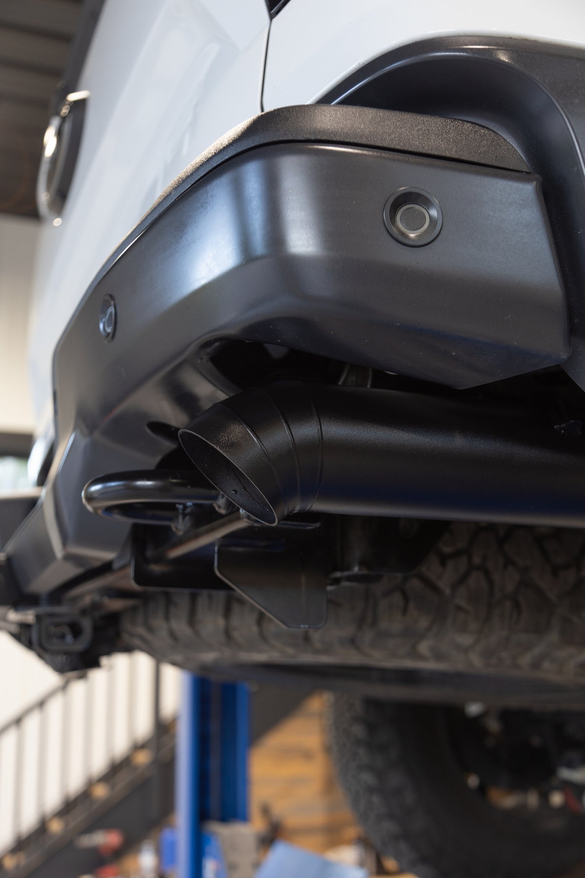24-Present Ford Ranger Raptor 3.0L EcoBoost, Armor BLK 3-Inch Axle-Back Dual Rear Turn-Down MBRP