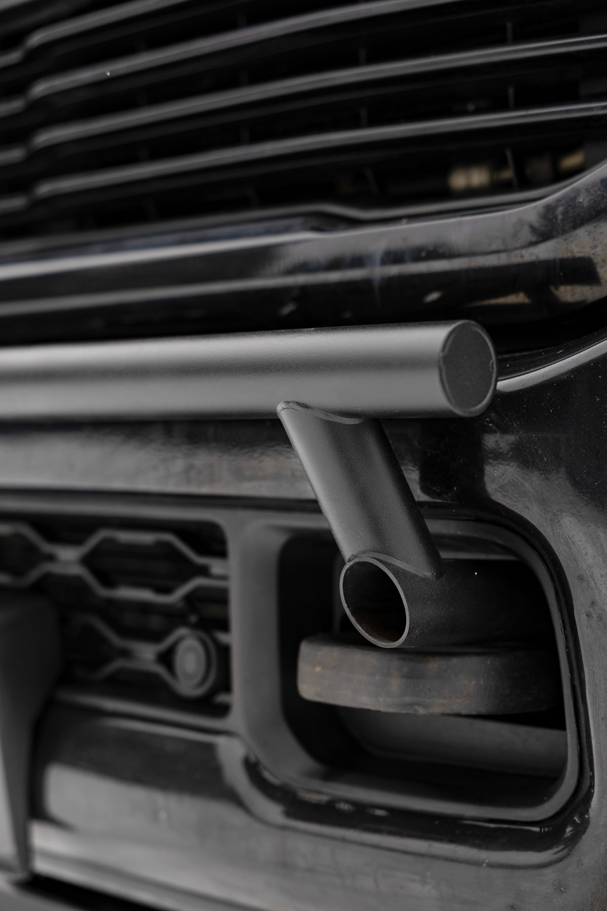 2019-Up Ram 2500 Black-Coated Bumper Light Mounting Bar MBRP