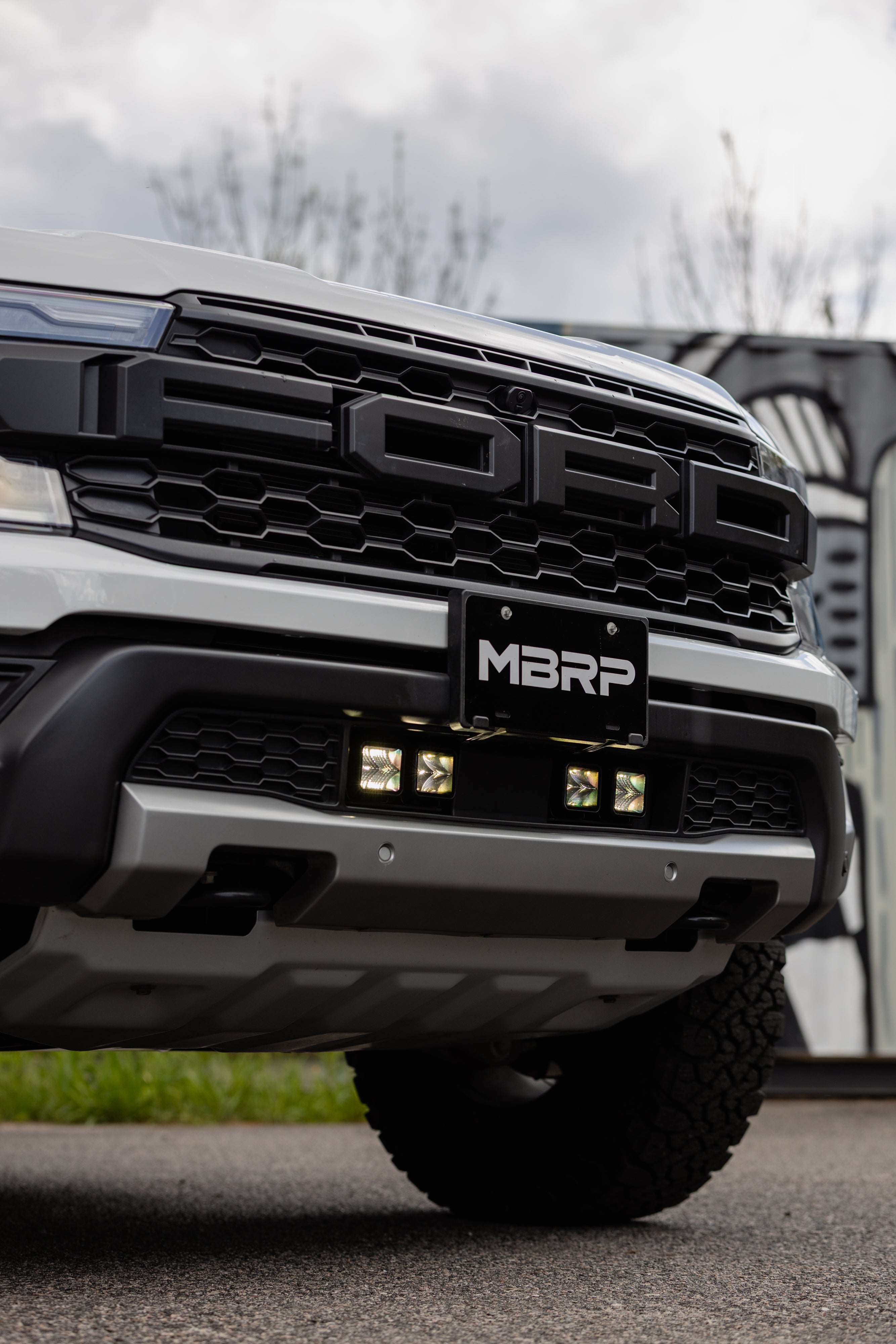 24-Up Ford Ranger Raptor Bumper Light Kit Clear Spot Beam MBRP