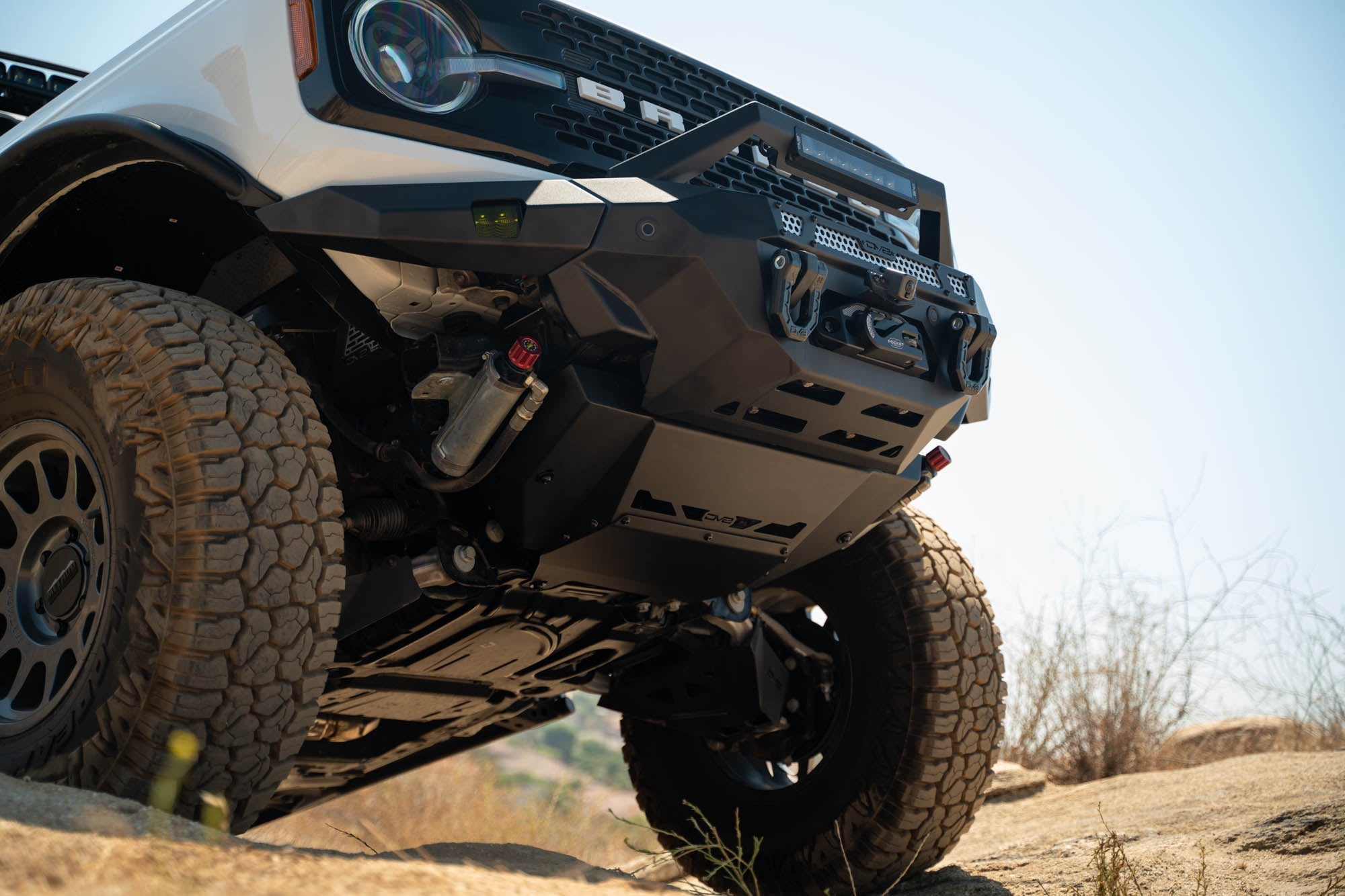 2021 2024 Ford Bronco Low Pro Skid Plate DV8 Offroad