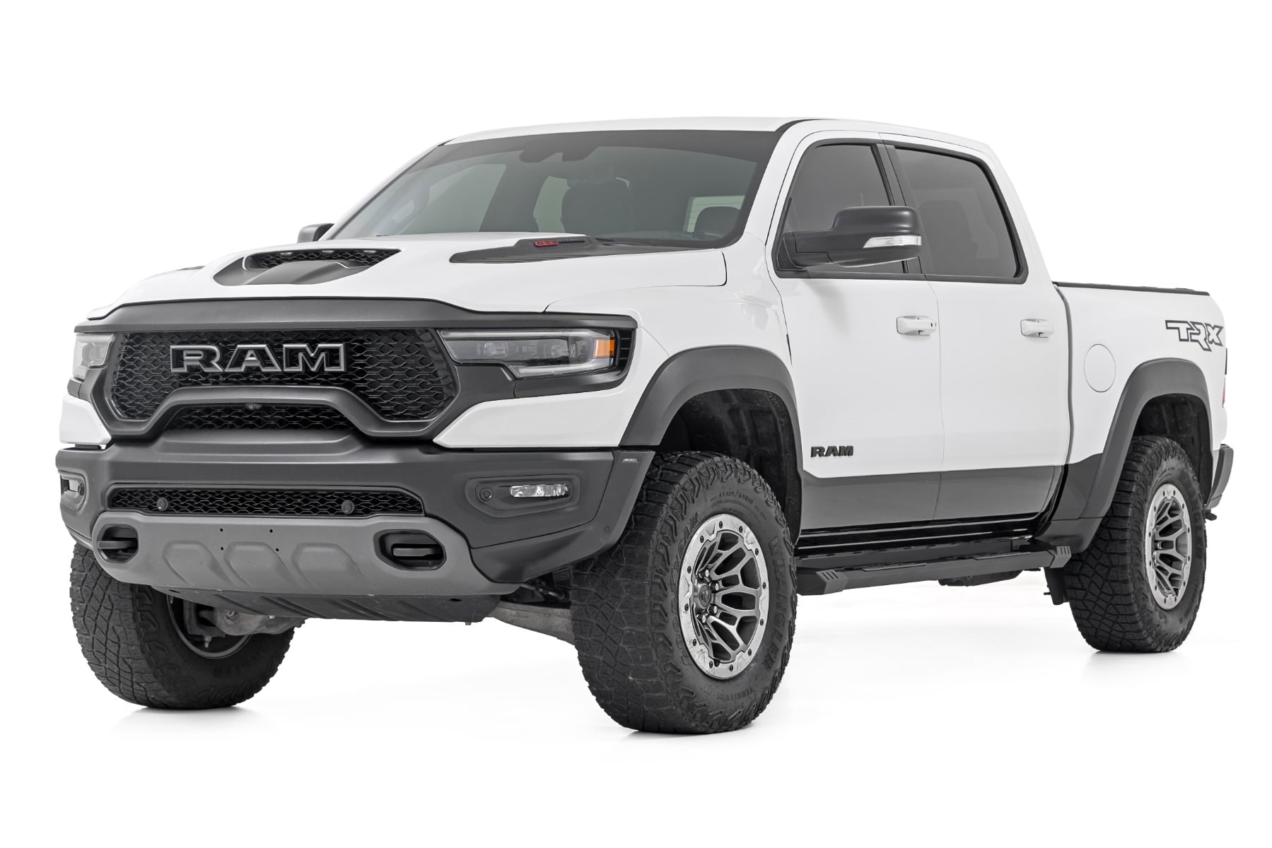 HD2 Aluminum Running Boards Crew Cab Ram 1500 (19-26)/1500 TRX (21-24) Rough Country