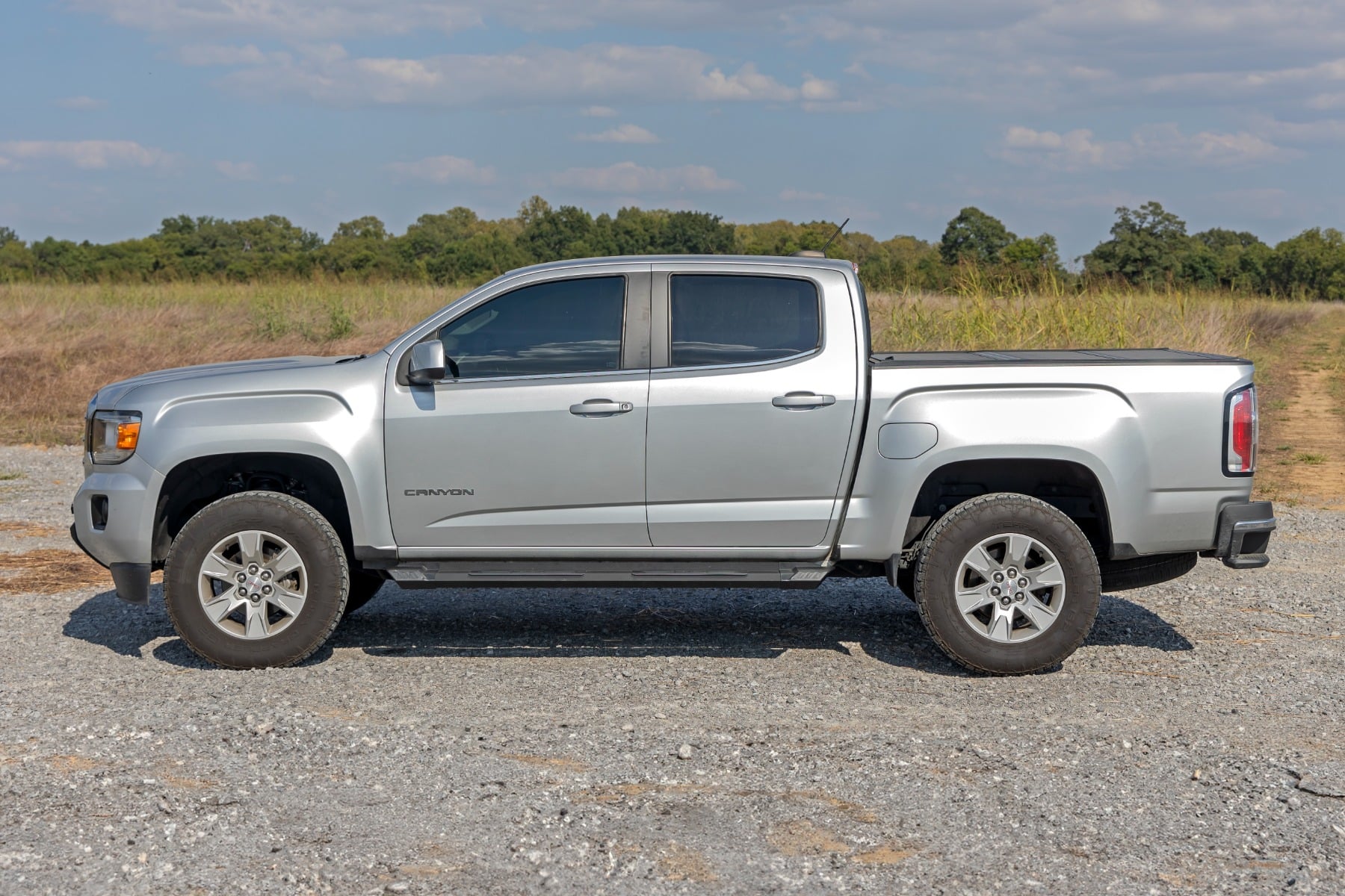 HD2 Aluminum Running Boards Crew Cab Chevy/GMC Canyon/Colorado (15-26) Rough Country