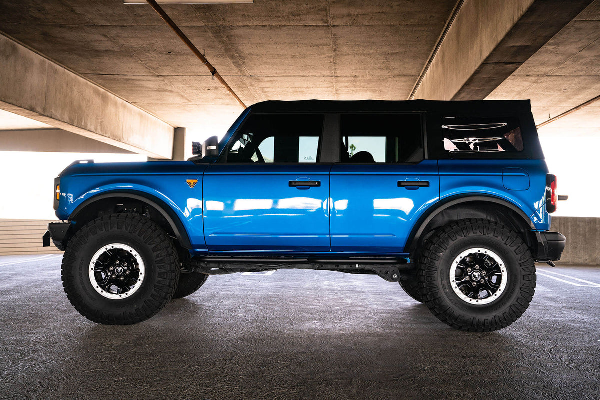 2021 2024 Ford Bronco 4 Door OE Plus Series Side Steps DV8 Offroad
