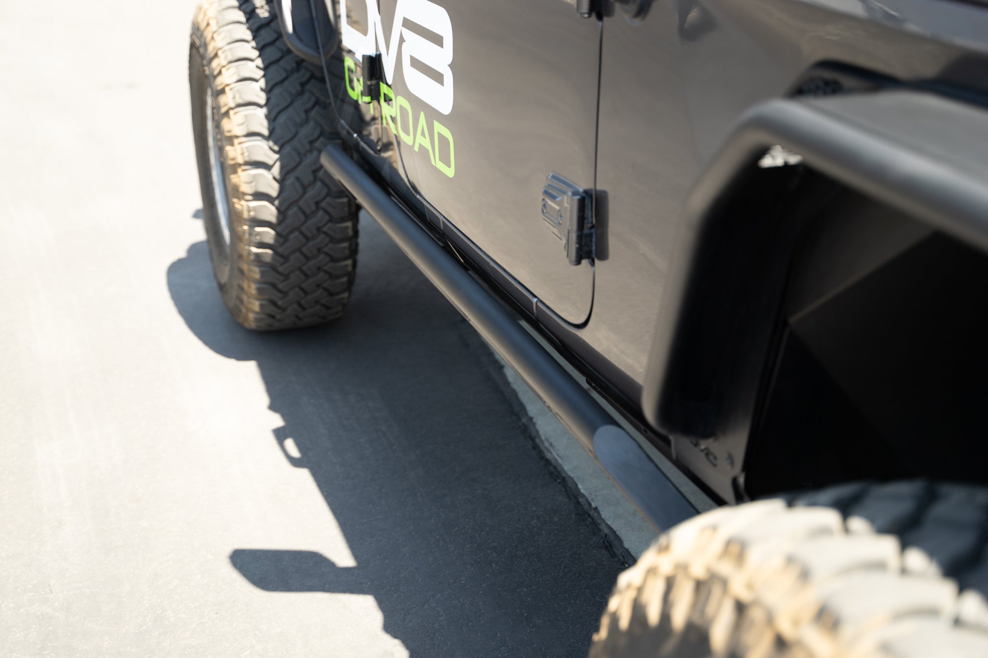 2018 2025 Jeep Wrangler JLU 4 Door FS 15 Series Rock Sliders DV8 Offroad