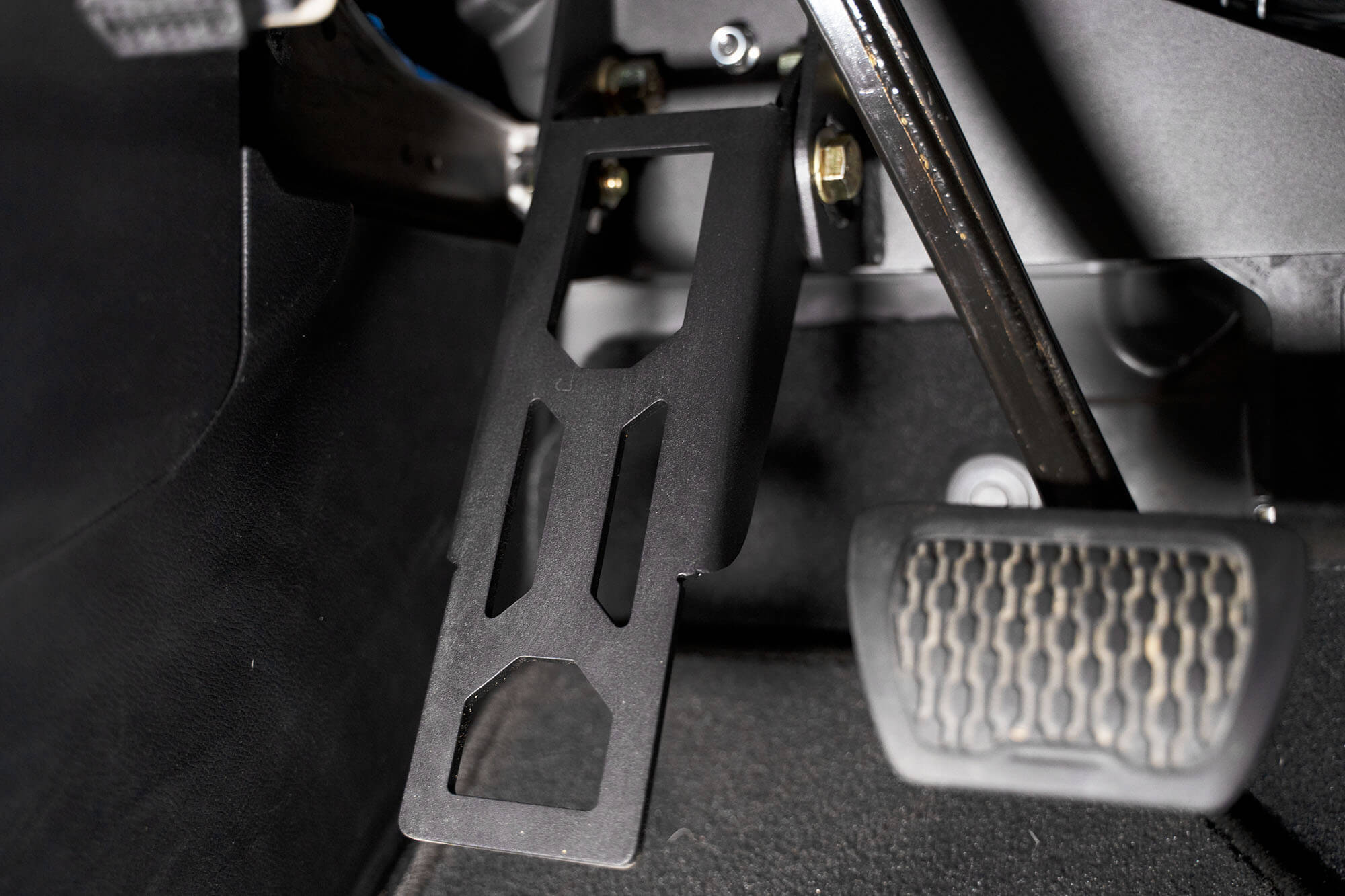 2020 2025 Jeep Wrangler JL JLU Gladiator JT Adjustable Dead Pedal DV8 Offroad
