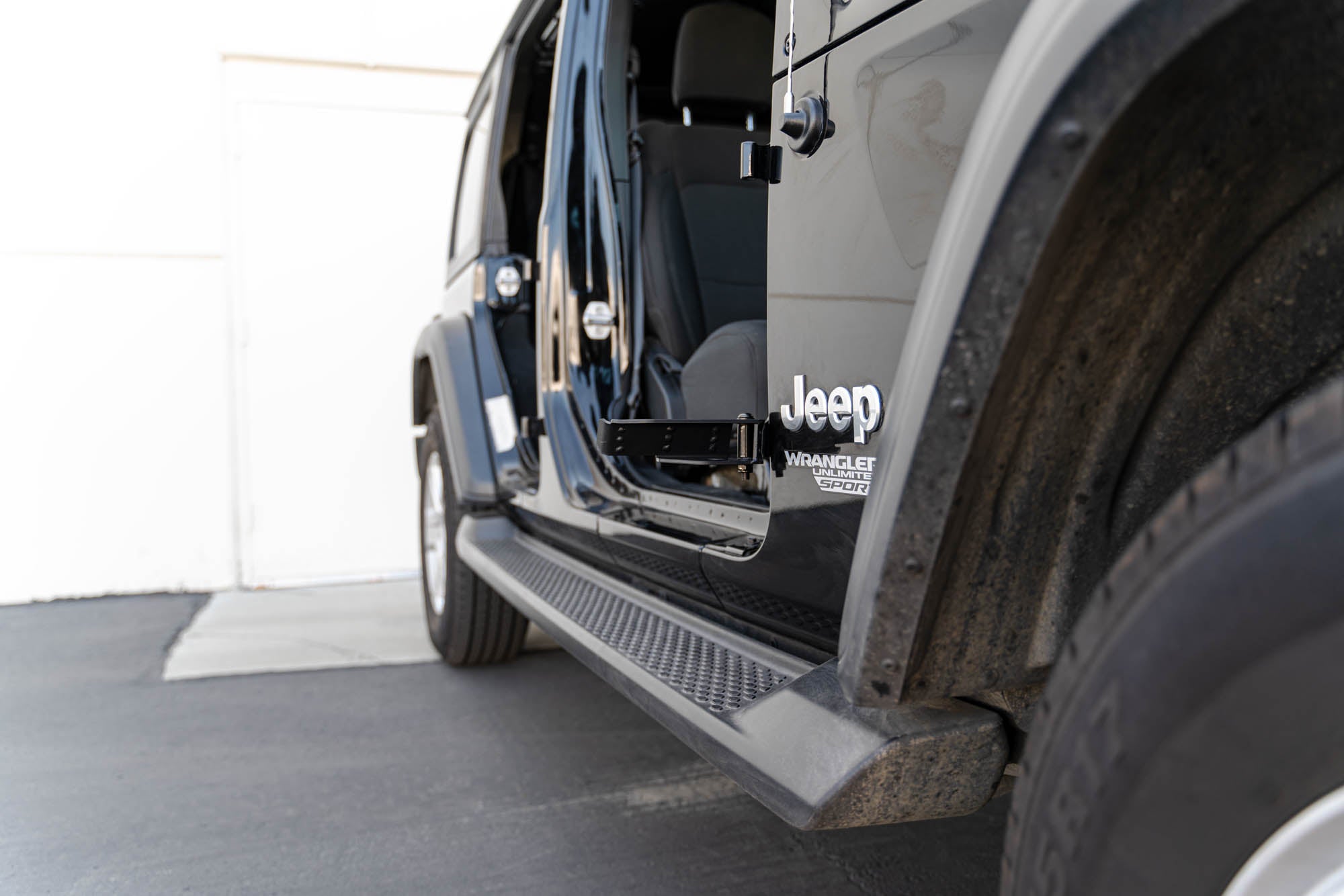 20070 Jeep Gladiator JT Wrangler JK, JKU, JL, JLU Foot Pegs DV8 Offroad