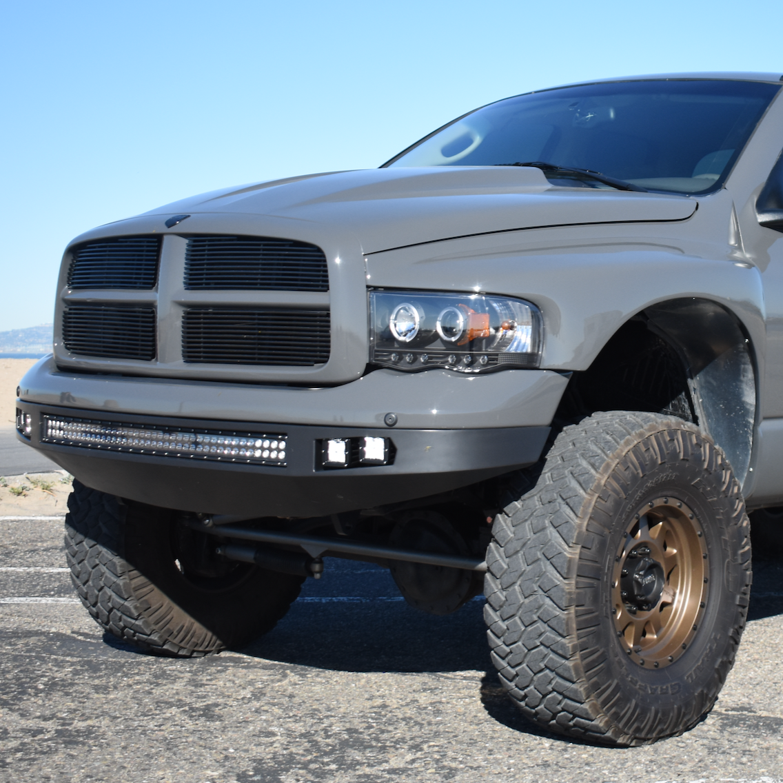 2003-2005 Dodge Ram fenders showcasing a rugged design, enhancing off-road capability and vehicle aesthetics.