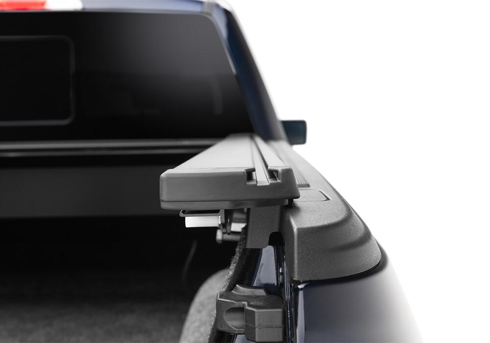 RetraxOne XR Retractable Tonneau Cover Matte One Piece Polycarbonate Construction 2017-2026 Ford F-250/350 6' 10 inch Bed without Stake Pockets