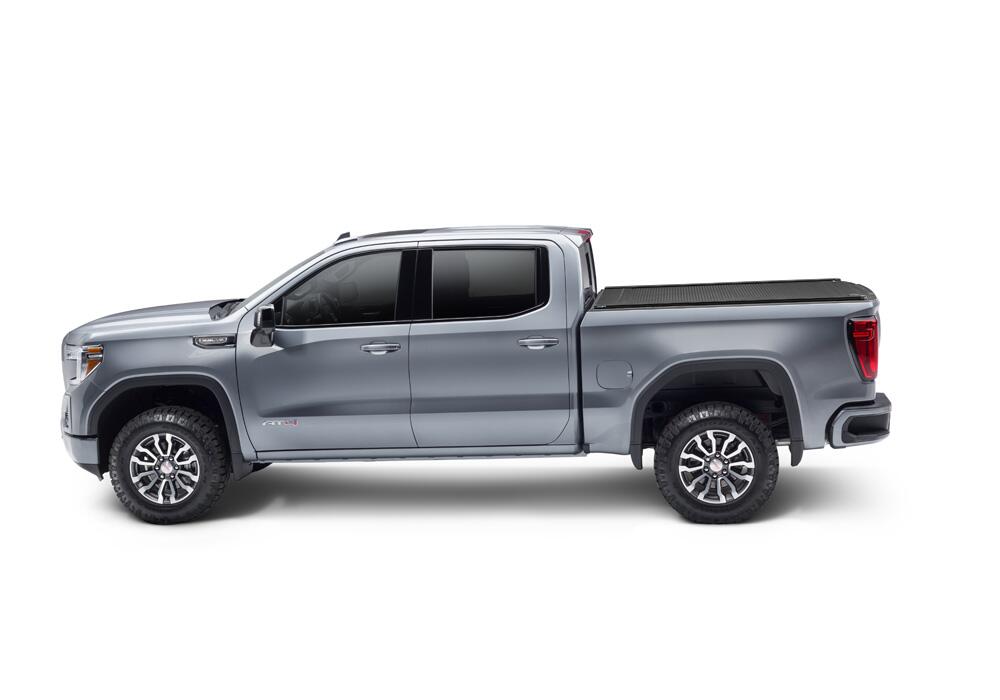 RetraxOne XR Retractable Tonneau Cover Matte One Piece Polycarbonate Construction 2015-2022 Colorado/Canyon 6' 2 inch Bed without Stake Pockets