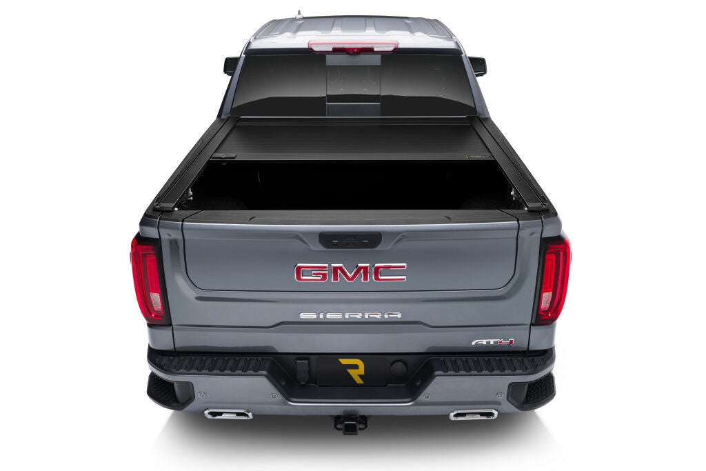 RetraxOne XR Retractable Tonneau Cover Matte One Piece Polycarbonate Construction 2015-2022 Colorado/Canyon 5' Bed without Stake Pockets