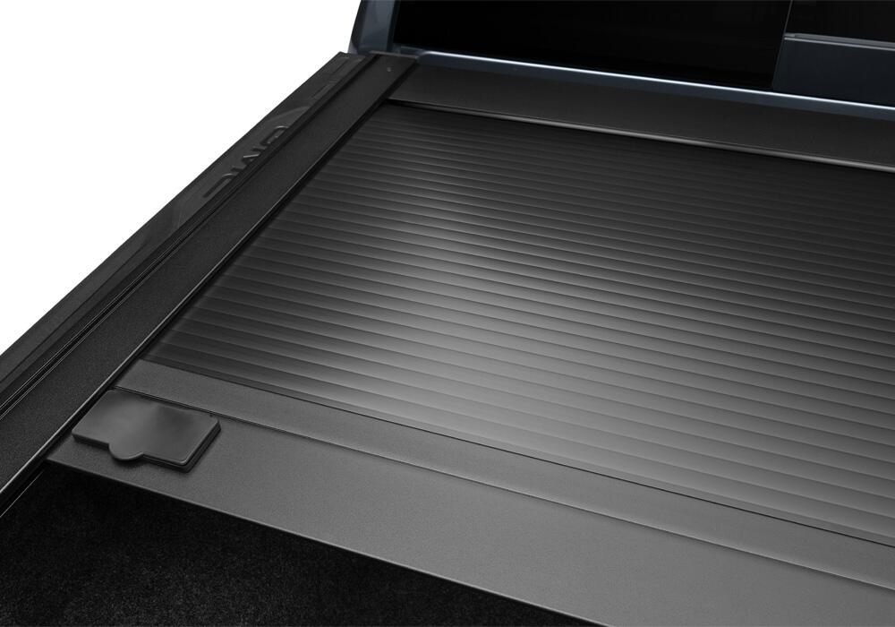 RetraxOne XR Retractable Tonneau Cover Matte One Piece Polycarbonate Construction 2023-2026 Colorado/Canyon 5' 2 inch Bed without Stake Pockets