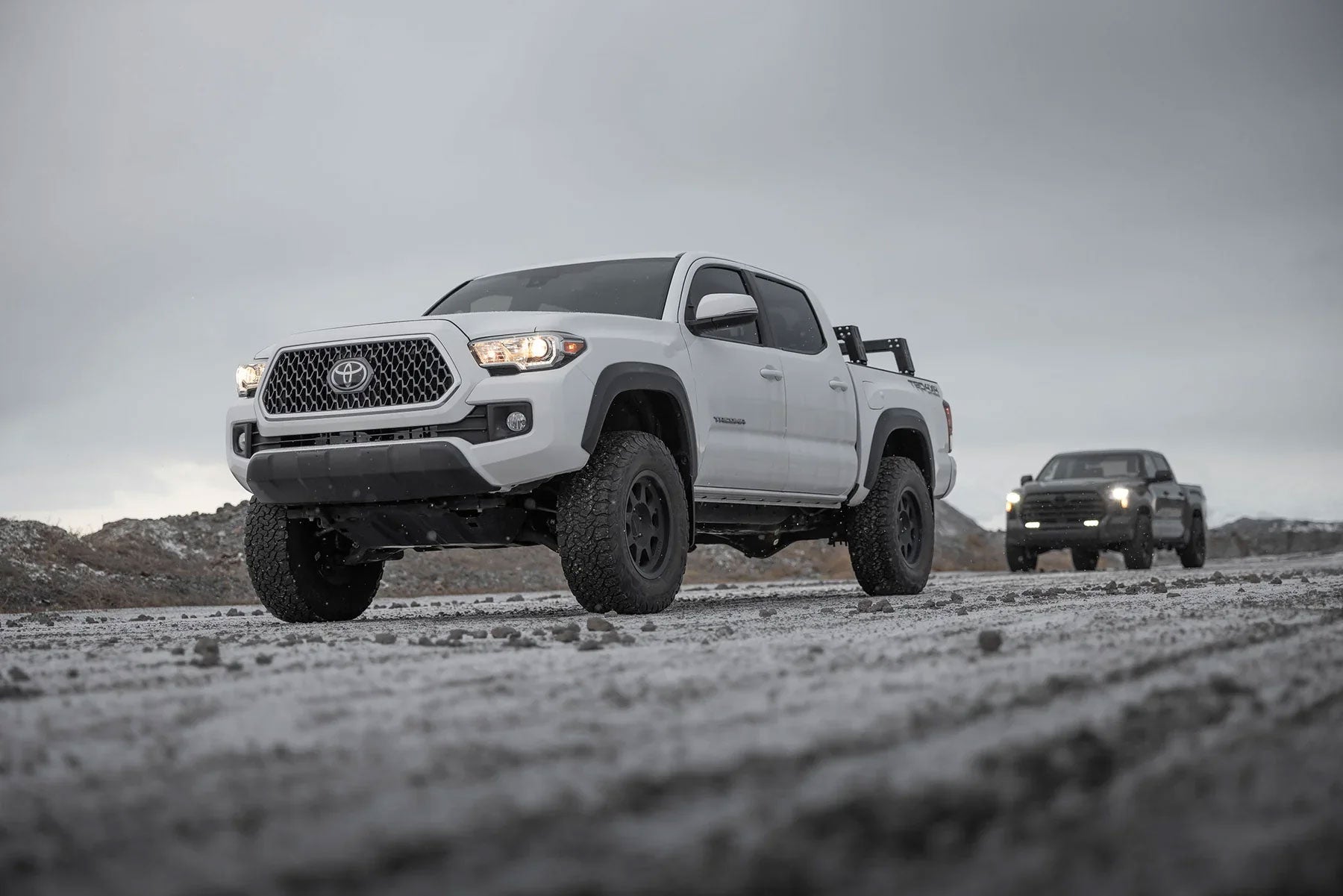 TACOMA BED RAILS