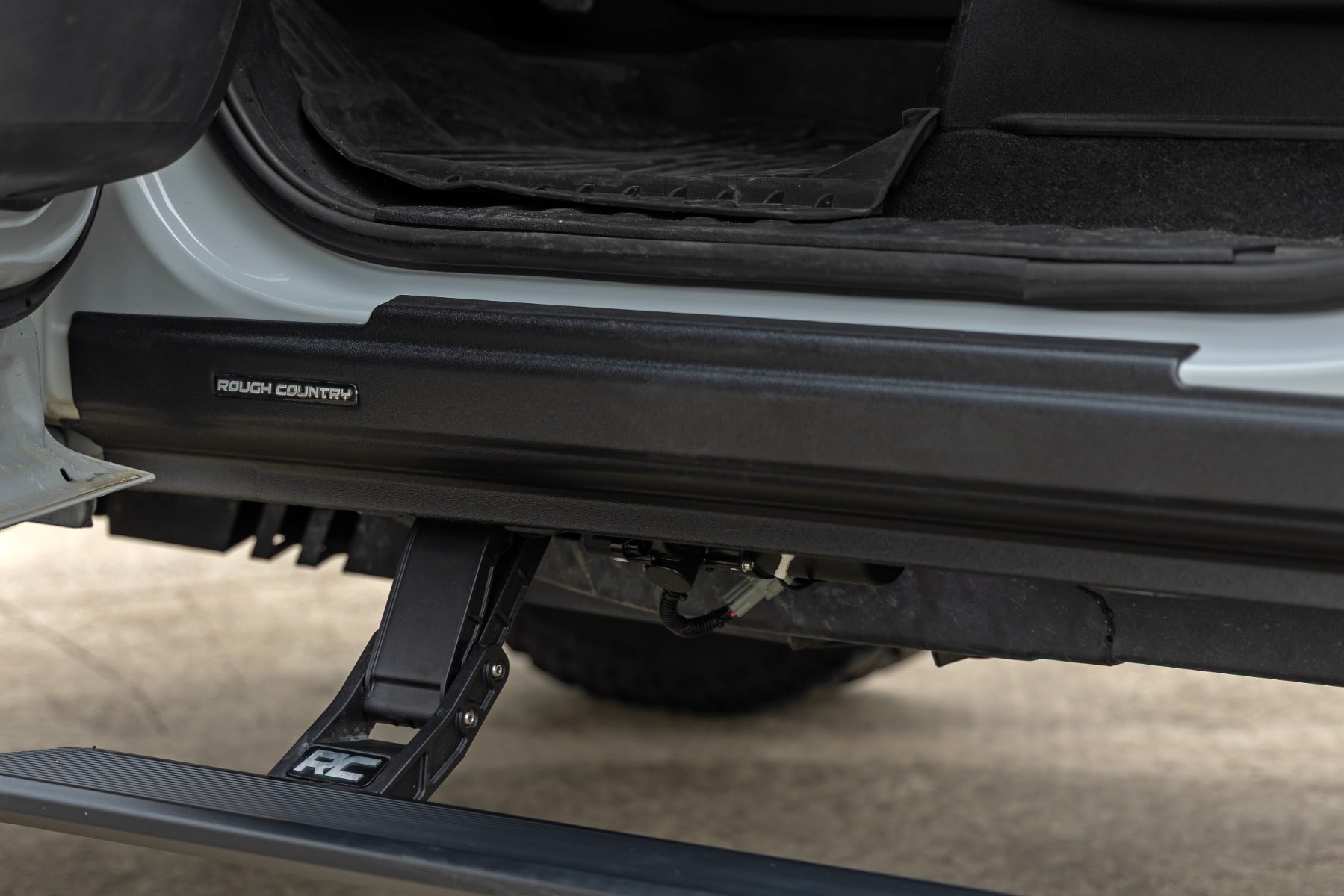 Trail Cladding Rocker Sill Plates Ford F-150 2WD/4WD (2021-2026) Rough Country