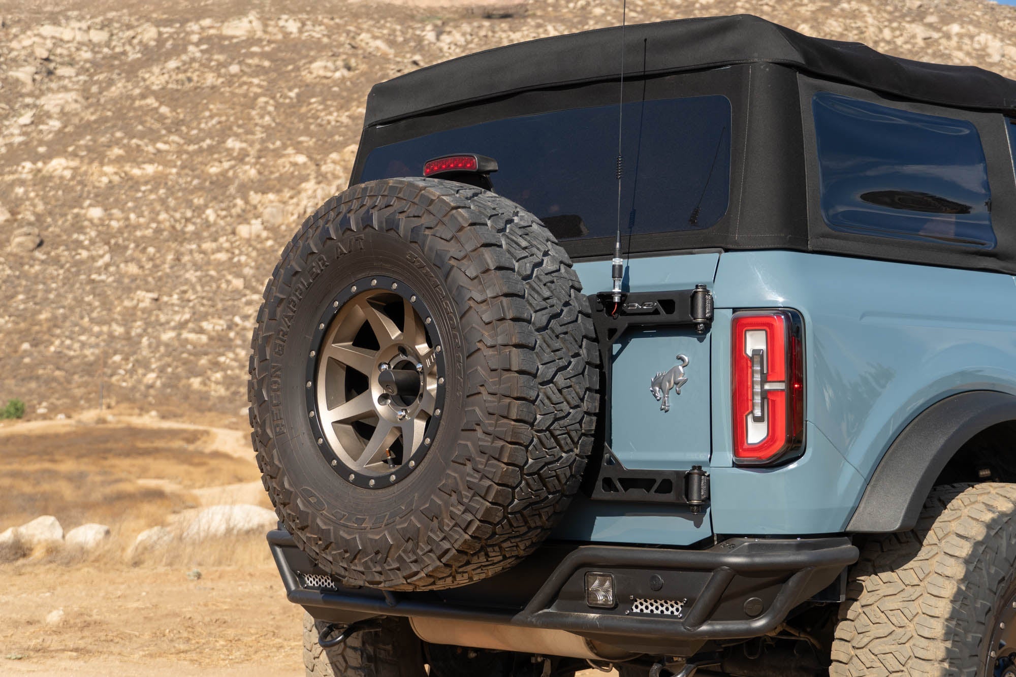 2021 2024 Ford Bronco Tire Carrier DV8 Offroad