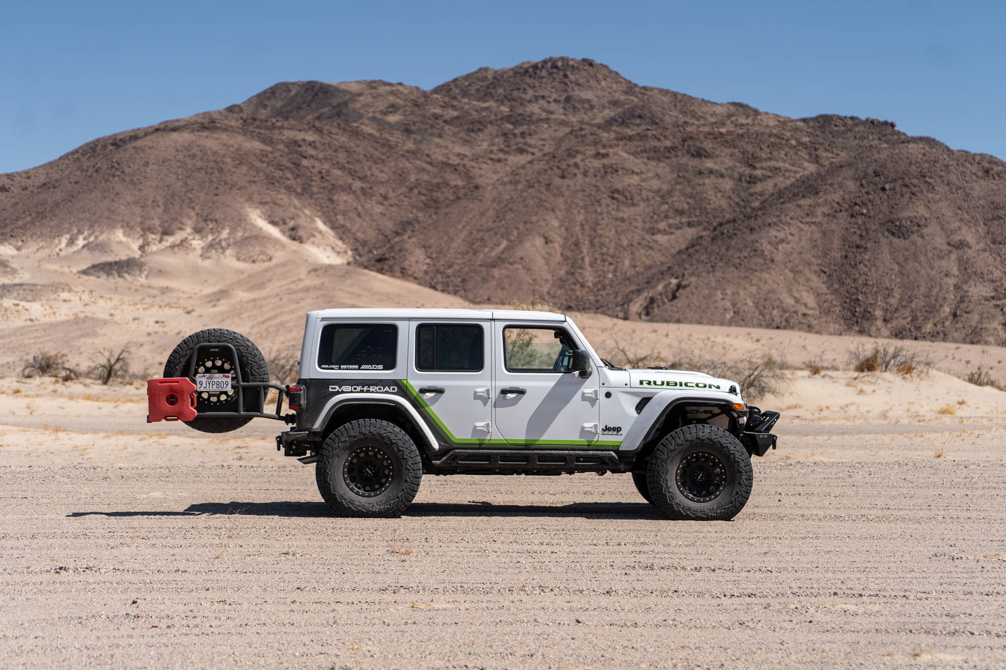 2018 2025 Jeep Wrangler JL Body Mounted Tire Carrier DV8 Offroad