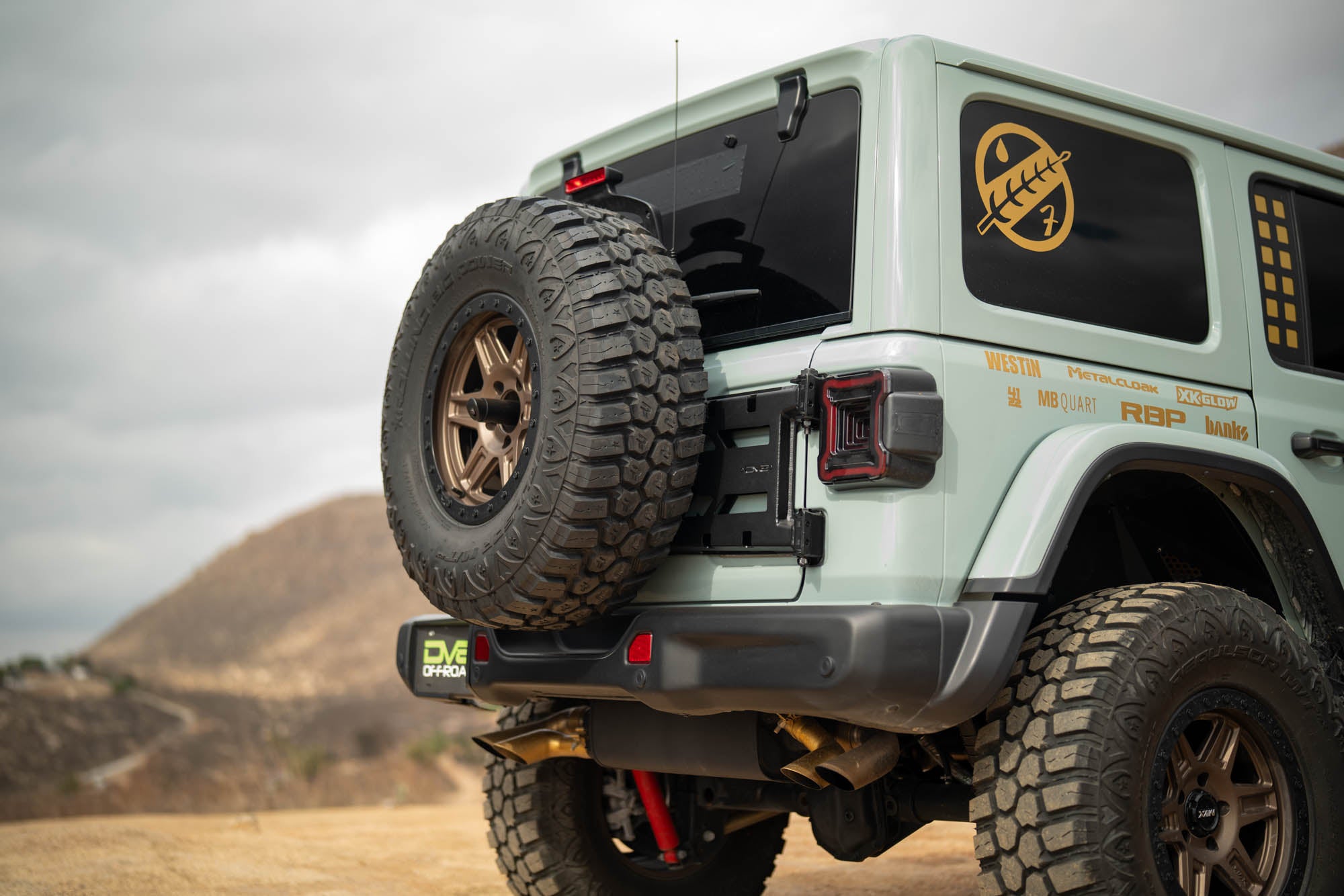 2018 2025 Jeep Wrangler JL Spare Tire Carrier DV8 Offroad