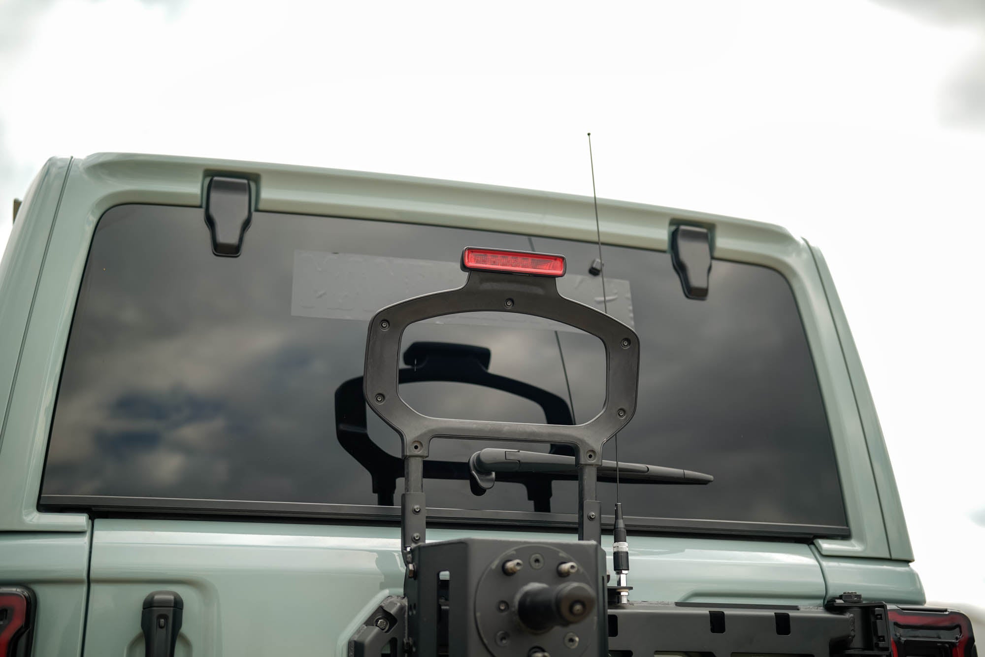2018 2025 Jeep Wrangler JL Spare Tire Carrier DV8 Offroad