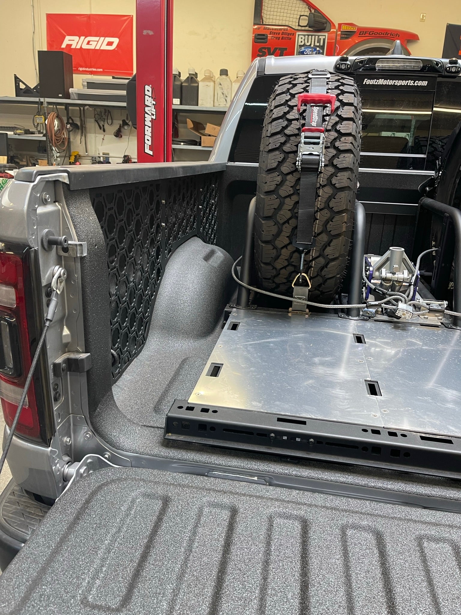 Ram RHO - Bed Organizer Panel kit - one side