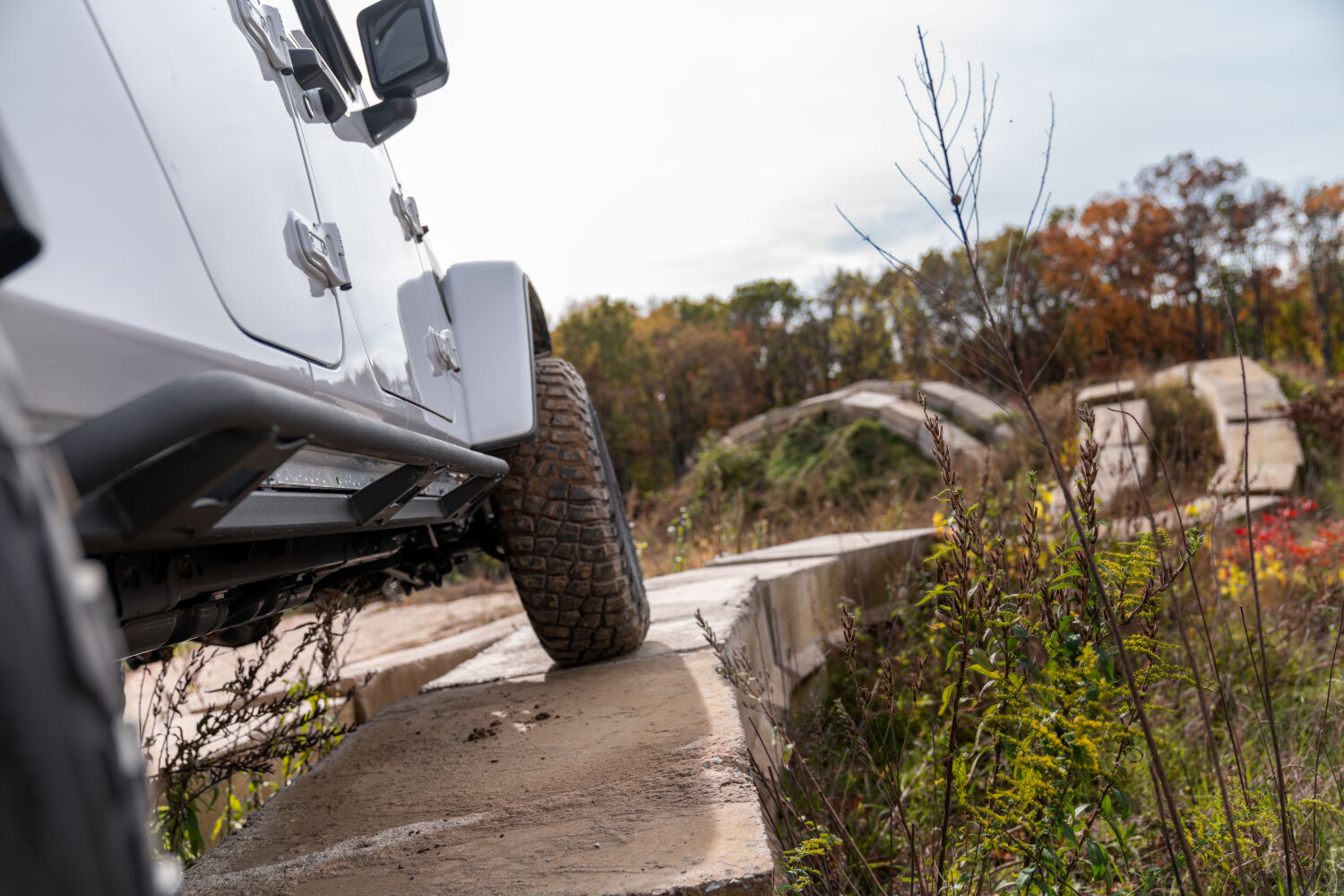TrailSlider Step System Cab Length (2 Steps per Side) 2020-2025 Jeep Gladiator Textured Black NFab