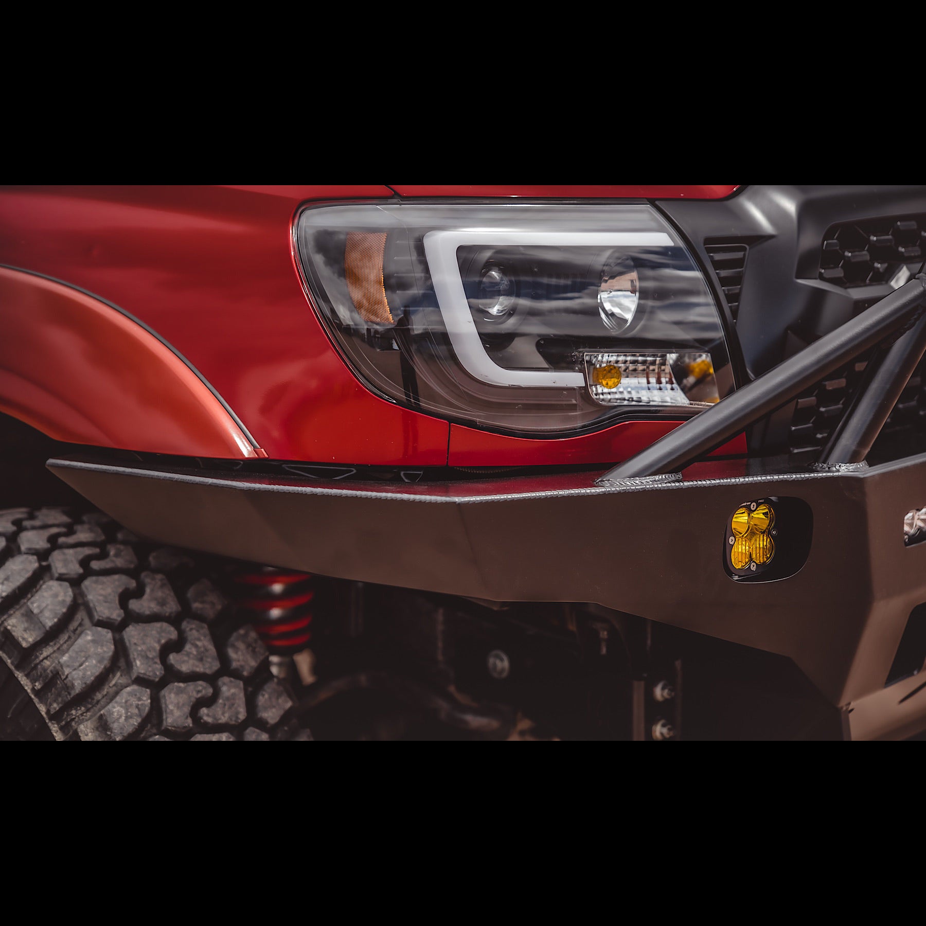 Tacoma Overland Series Front Bumper / 2nd Gen / 2012-2015