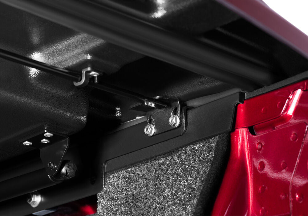 Tonneau Cover SE Smooth 2019 (New Body Style) 2026 Silverado 5 Foot 9 Inch Bed Smooth-Ready To Paint UnderCover