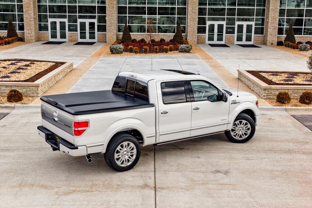 Tonneau Cover Elite 2015-2020 Ford F-150 6 Foot 7 Inch Bed Std/Ext/Crew Black Textured UnderCover