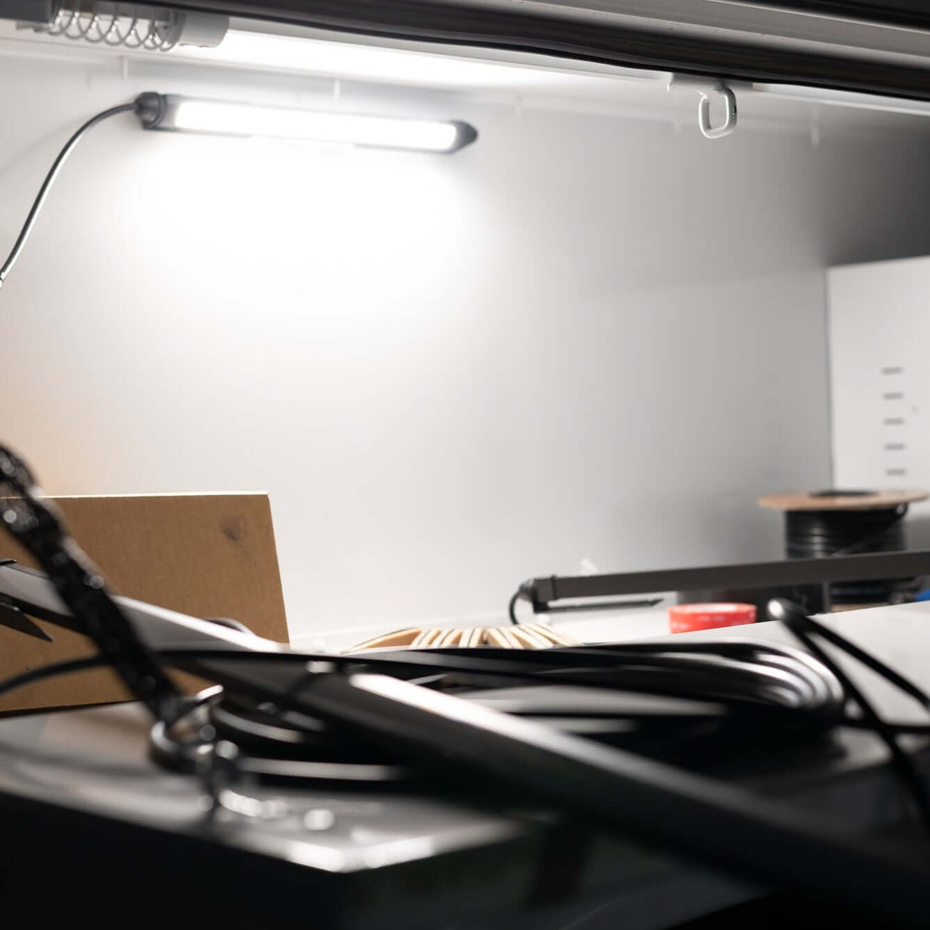 V Series 12" Light