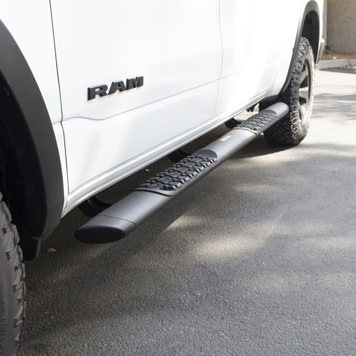 V3 Series Aluminum 5 Inch Elipse Side Steps with Mounting Brackets Textured Black 2019-2026 Ram 1500 Extended Cab Go Rhino