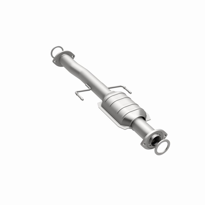 MagnaFlow Direct Fit Catalytic Converter 01-04 Toyota Tacoma 2.4L Rear
