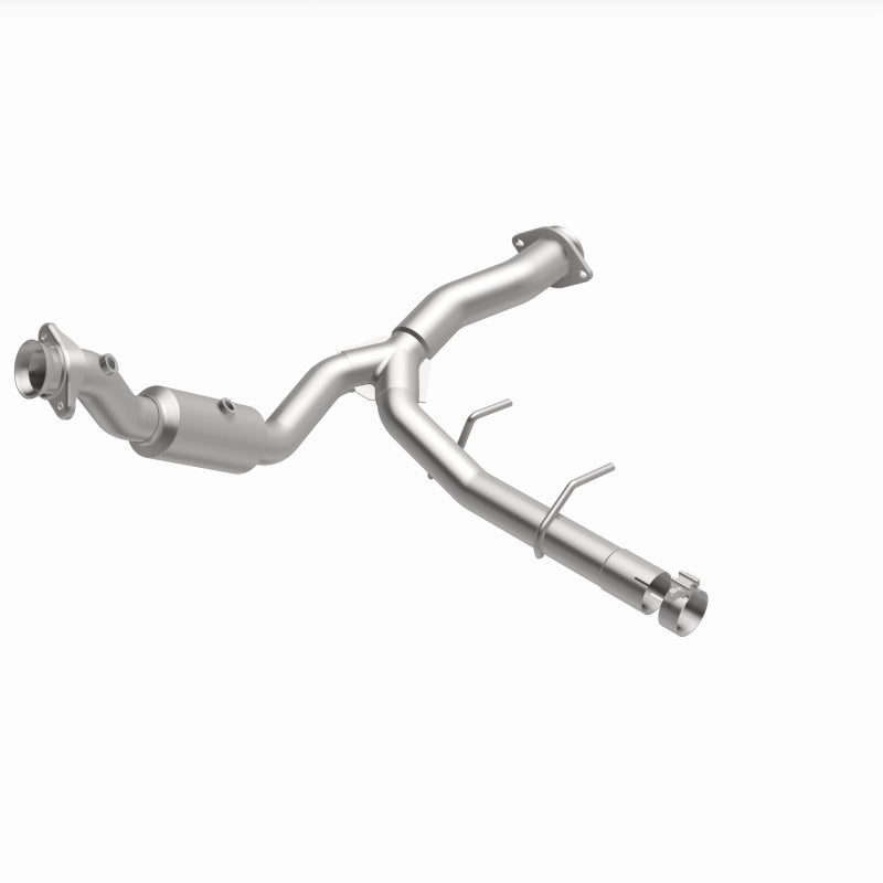 MagnaFlow Direct Fit Catalytic Converter 15-17 Ford Expedition V6 3.5 OEM Underbody