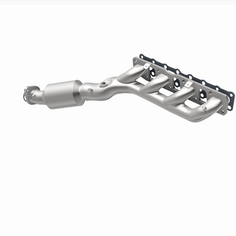 MagnaFlow Direct Fit Catalytic Converter Infiniti/Nissan Truck 8 5.6L P/S Manifold (49 State)