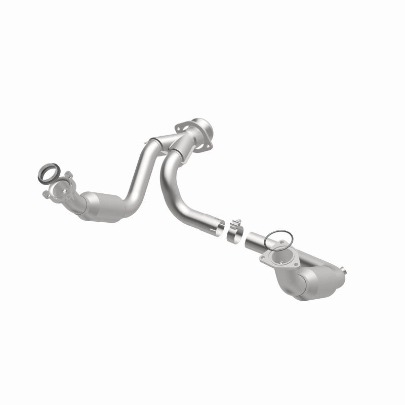 MagnaFlow Direct Fit Catalytic Converter 2007-2008 Cadillac Escalade 6.2L