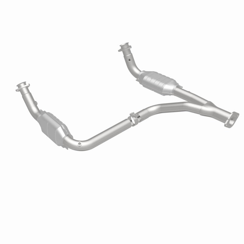 MagnaFlow Direct Fit Catalytic Converter 00-01Tahoe/Yukon V8 5.7L