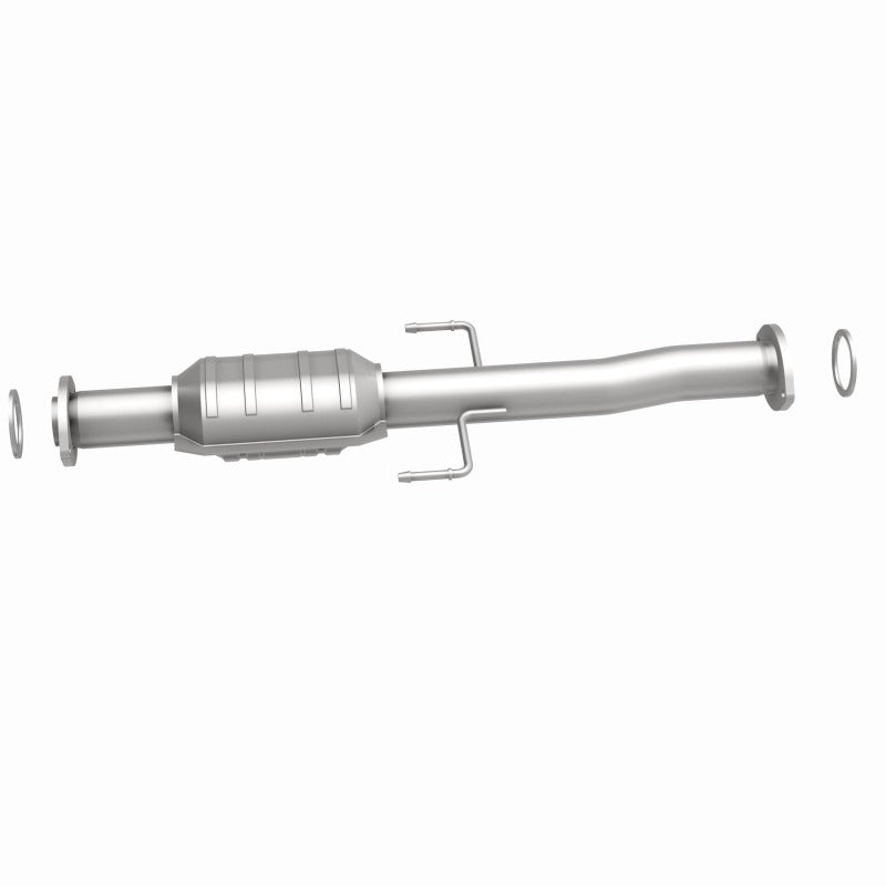 MagnaFlow Direct Fit Catalytic Converter 02-04 Toyota Tacoma 2.7L Rear