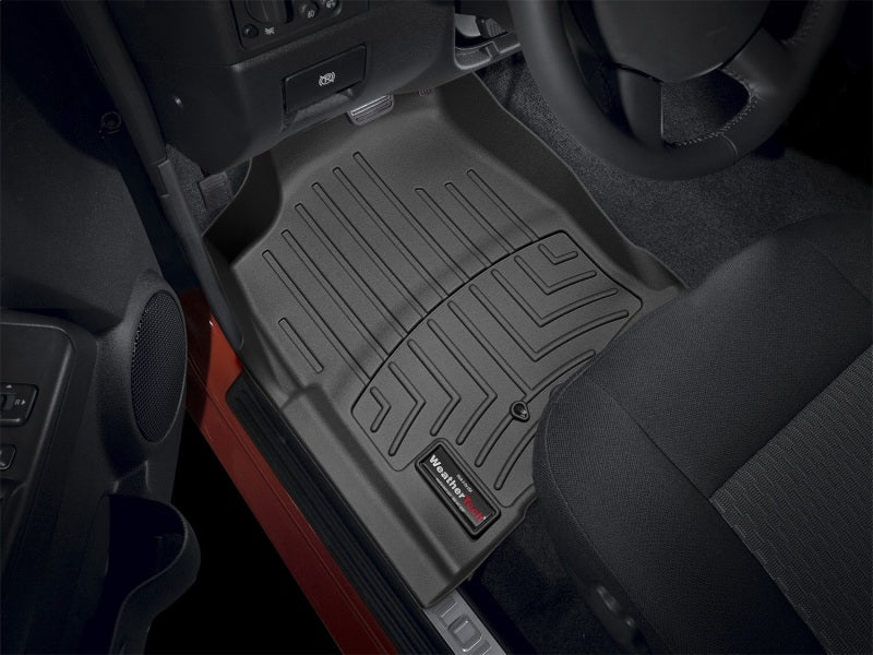 WeatherTech 04-12 Chevrolet Colorado Front FloorLiner - Black