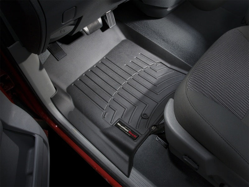 WeatherTech 02-06 Dodge Ram 1500 Pickup QuadCab Front FloorLiner - Black