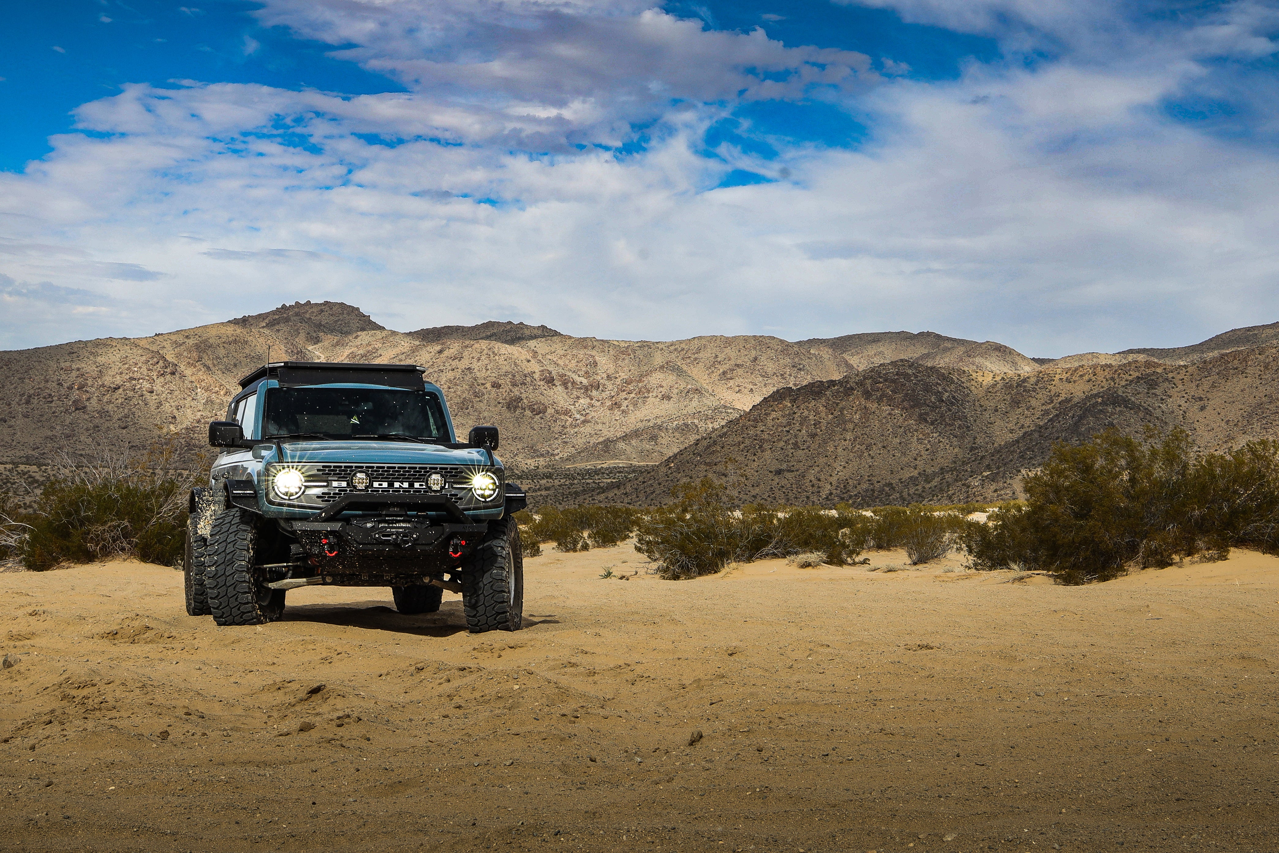 chatt0759-bc-sq_attica-4x4_2021-2024-ford-bronco_headlights_01.jpg