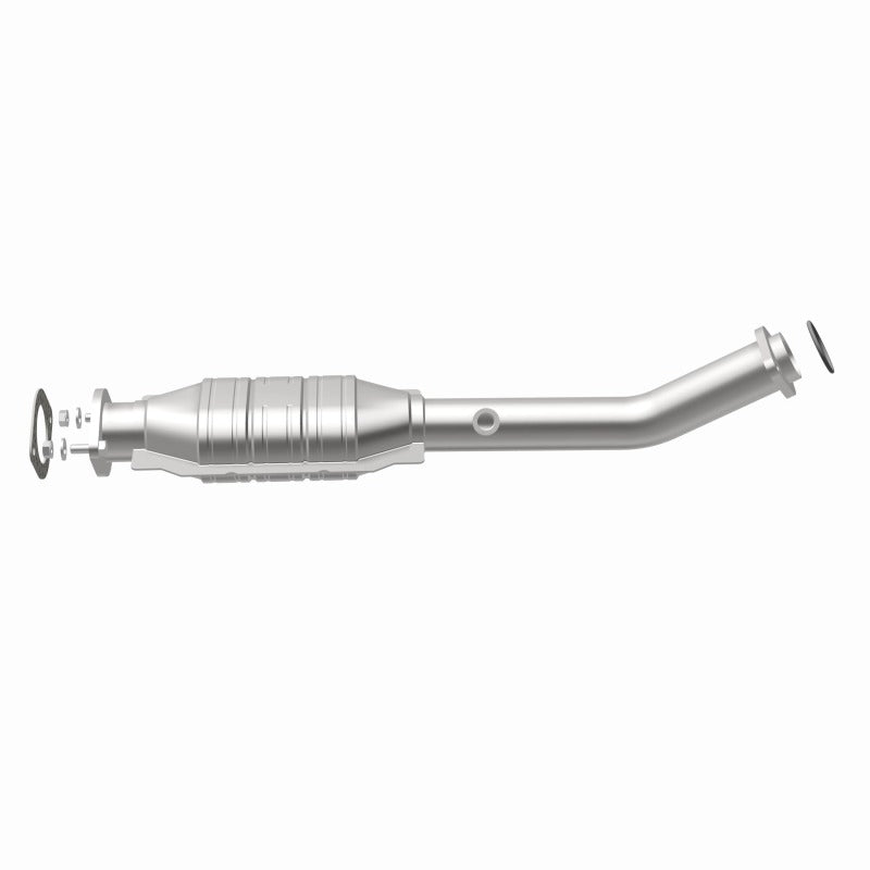 MagnaFlow Direct Fit Catalytic Converter 07 Titan 5.6L D/S rr OEM