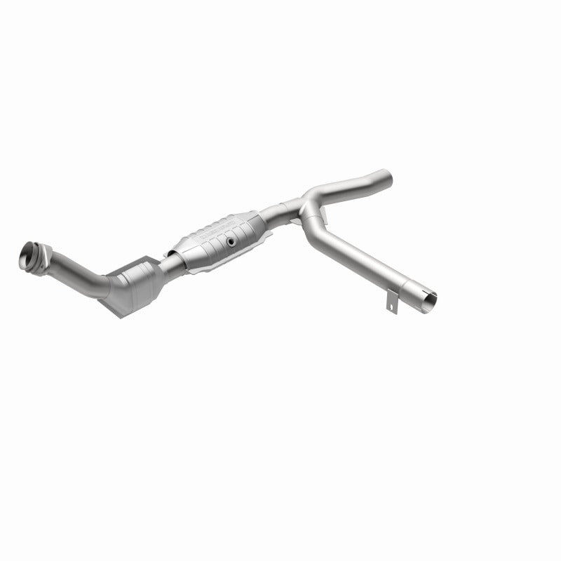 MagnaFlow Direct Fit Catalytic Converter 00-01 Ford F-150 4.6L 2wd