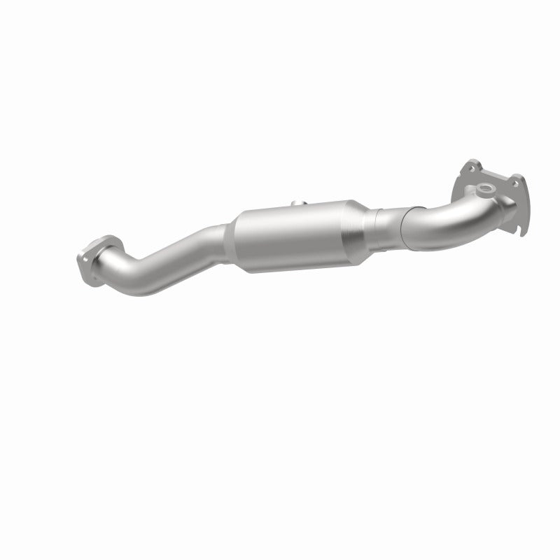 MagnaFlow Direct Fit Catalytic Converter 15-19 Ram 1500 3.6L OEM Grade Fed/EPA Compliant Manifold