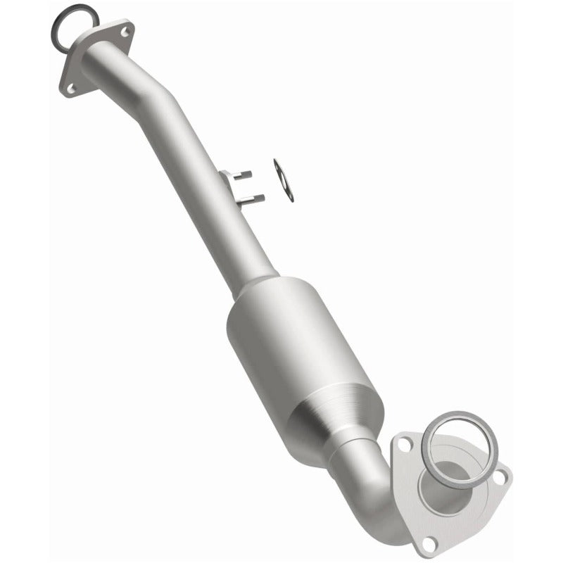 MagnaFlow Direct Fit Catalytic Converter OEM 2001-2004 Toyota Sequoia Underbody